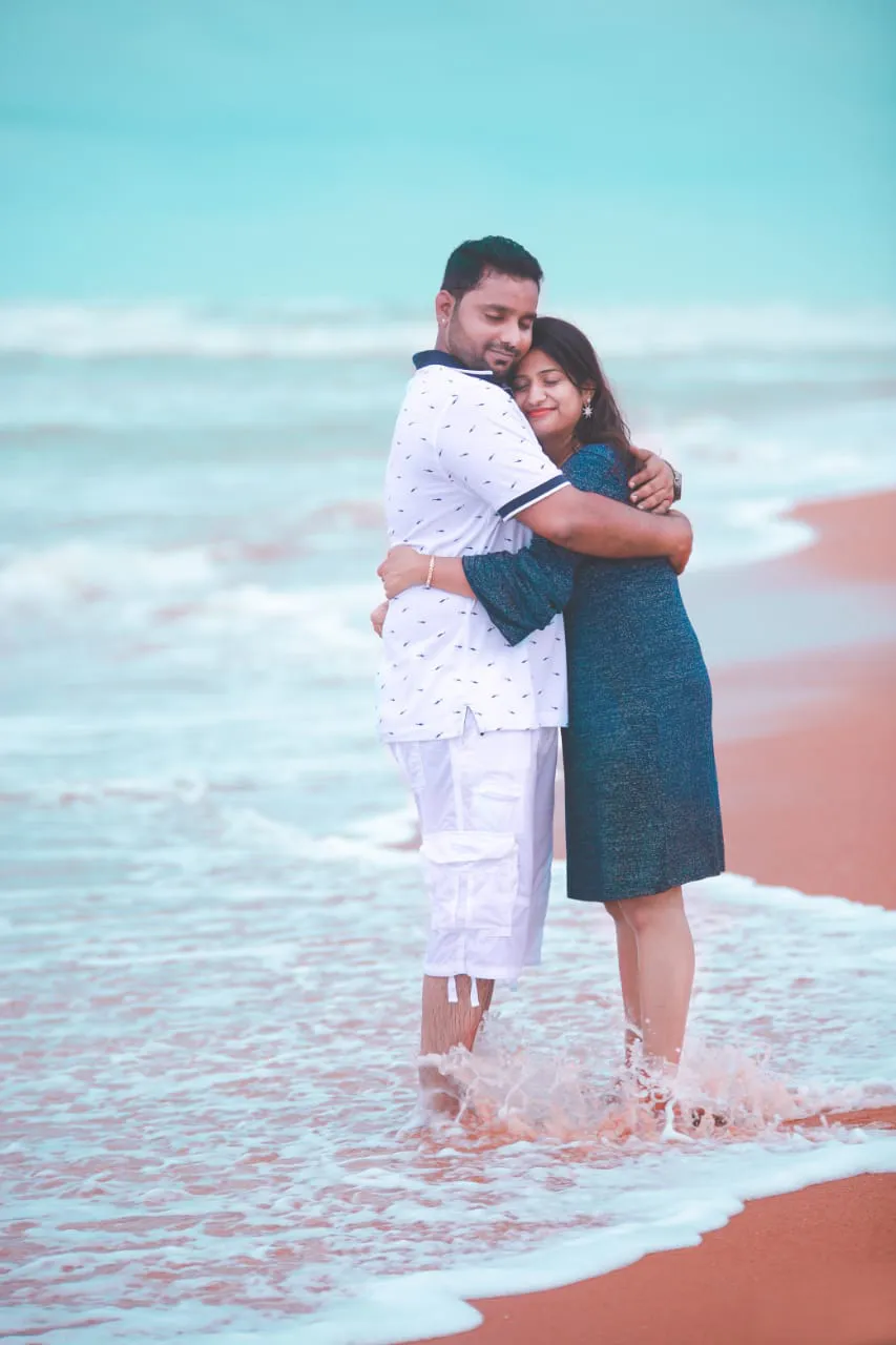 Pre Wedding Shoots in Asansol | Candid Clicks